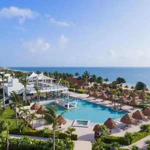 finest-playa-mujeres-family-suite.quintano-roohotels.com/