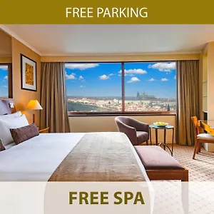 5* מלון Grand Towers - Czech Leading