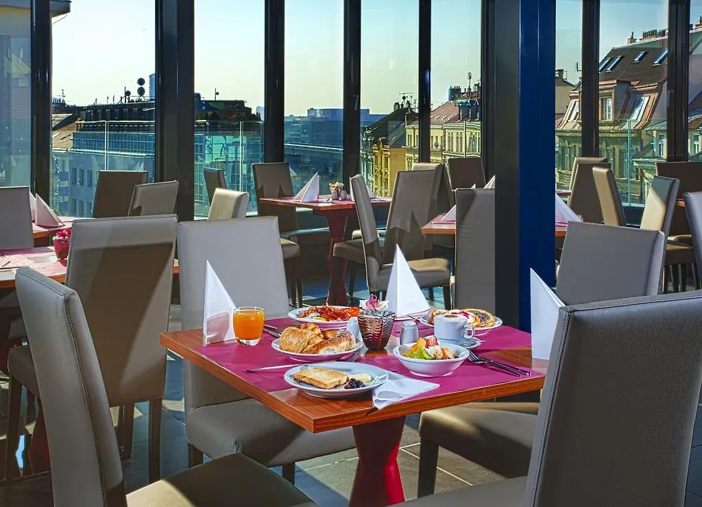 Hotel Galileo Prague 4*,